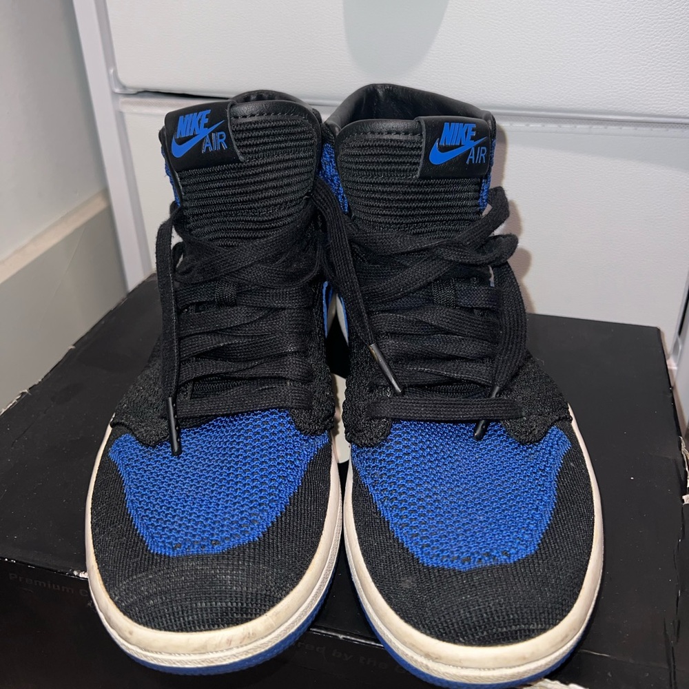 Jordan 1 Retro High OG Flyknit Royal 2017 7Y - Picture 2 of 5